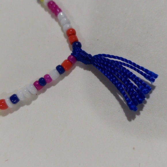 🌈 Express Multicolor Beaded Tassel Necklace - Fun & Playful Women's Accessory ✨ - Picture 5 of 9